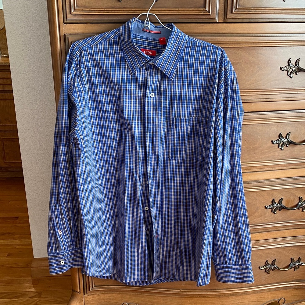 Izod Blue Plaid Casual Button-Down Shirt